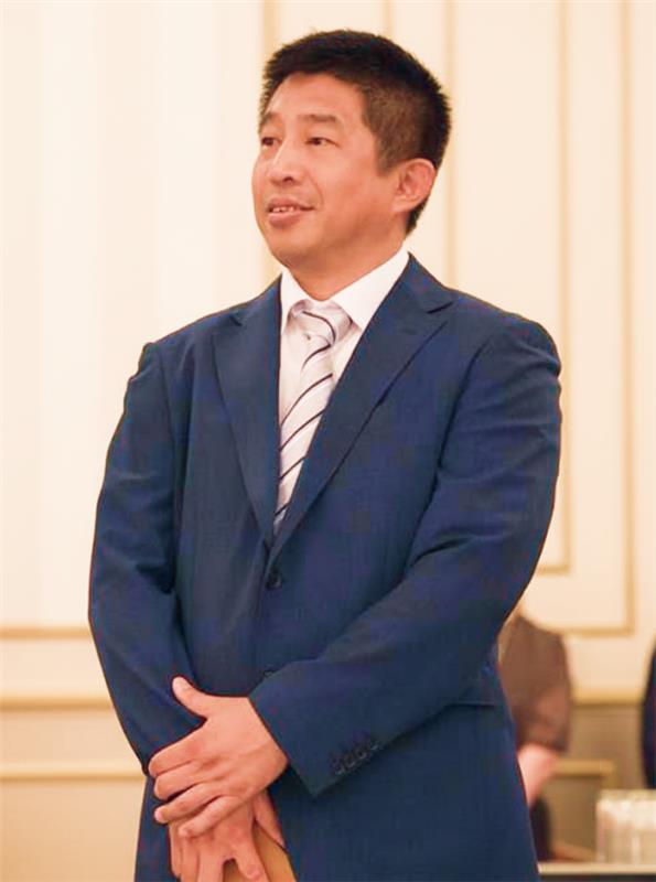 代表取締役社長:吉澤俊輔